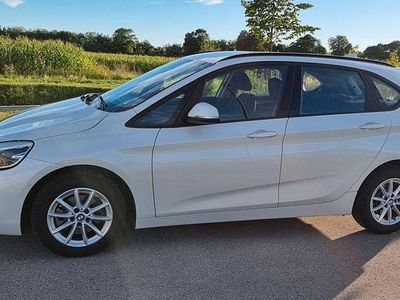 BMW 216
