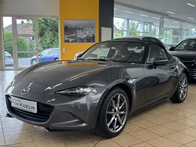 Usata Mazda MX5 Exclusive-Line 160 CV (117 kW) 2023 Grigio Cabrio
