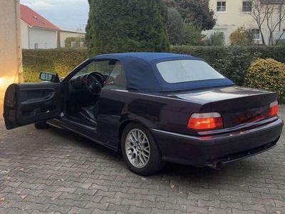 Gebraucht BMW 318 Cabriolet 116 PS (85 kW) 1996 Violet Cabrio