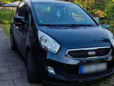 Gebraucht Kia Venga Edition 7 125 PS (91 kW) 2015 Schwarz Kleinwagen