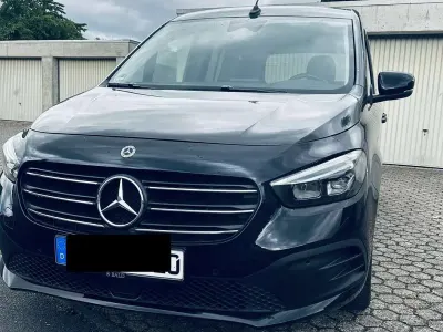 Gebraucht Mercedes T180 Edition 116 PS (85 kW) 2022 Schwarz Van / Kleinbus
