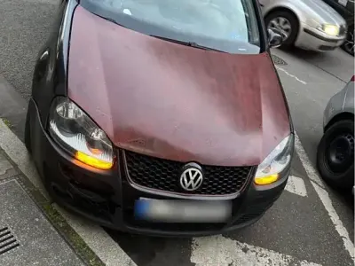 Gebraucht VW Golf V 105 PS (77 kW) 2004 Schwarz Kleinwagen