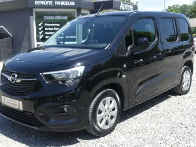 Gebraucht Opel Combo Life 131 PS (96 kW) 2021 Schwarz SUV