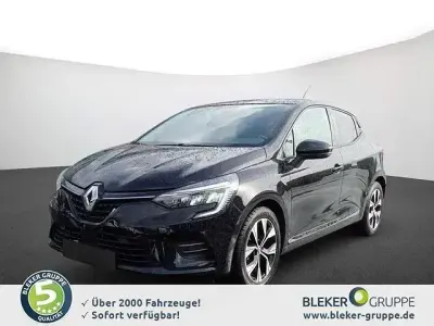 Gebraucht Renault Clio V Evolution 67 PS (49 kW) 2022 Schwarz Limousine