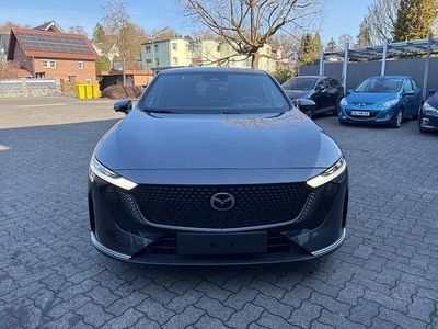 Neu Mazda 6e Takumi-Line 189 kW (258 PS) 2026 Grau Limousine