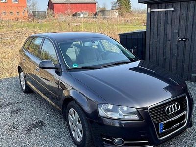 Gebraucht Audi A3 Attraction 125 PS (91 kW) 2012 Grau Kleinwagen