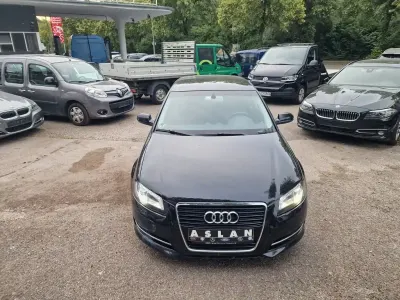 Gebraucht Audi A3 Ambiente 140 PS (102 kW) 2012 Schwarz Kleinwagen