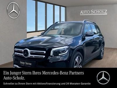 Mercedes GLB220