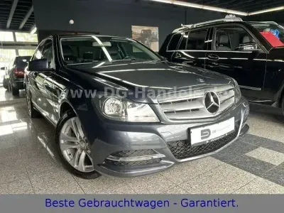 Gebraucht Mercedes C180 Avantgarde 156 PS (114 kW) 2013 Grau Limousine