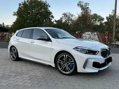 Gebraucht BMW M135 Performance 306 PS (225 kW) 2022 Weiß Kleinwagen
