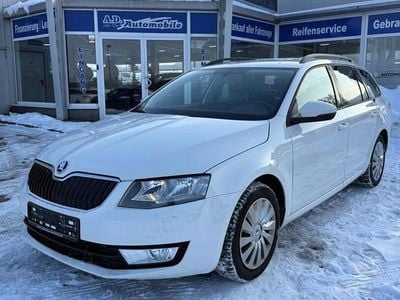 Gebraucht Skoda Octavia Ambition 105 PS (77 kW) 2014 Weiß Kombi