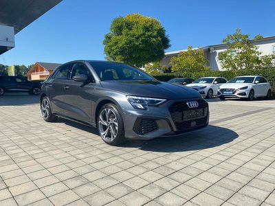 Daytonagrau perleffekt/grau Gebraucht 2022 Audi A3 Ambiente Limousine | 23.700 € (Fairer Preis)