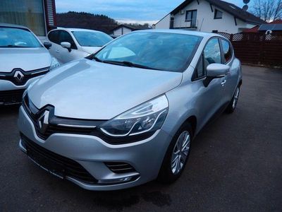 Gebraucht Renault Clio IV 75 PS (55 kW) 2018 Silber Abholung