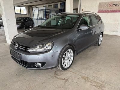 Usado VW Golf VII Highline 140 HP (102 kW) 2013 Cinzento Carrinha