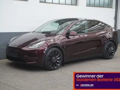 Gebraucht Tesla Model Y Performance 392 kW (534 PS) 2023 Cherry red SUV