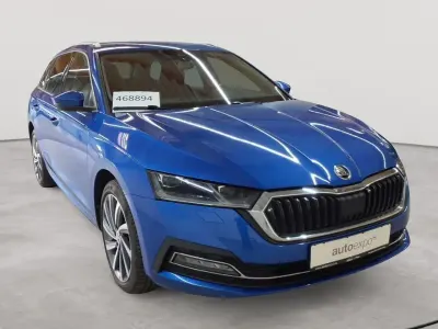 Käytetty Skoda Octavia First Edition 150 HP (110 kW) 2021 Sininen Farmari