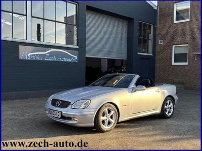 Gebraucht Mercedes SLK200 163 PS (119 kW) 2002 Blau Cabrio