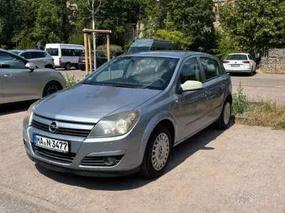 Gebraucht Opel Astra 105 PS (77 kW) 2005 Grau Limousine