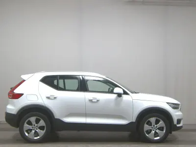 Brugt Volvo XC40 Momentum 197 HK (144 kW) 2020 Hvid SUV