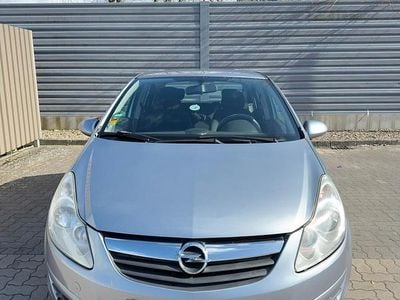 Gebraucht Opel Corsa 75 PS (55 kW) 2010 Kleinwagen