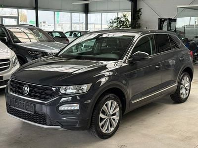 Second-hand VW T-Roc Style 116 CP (85 kW) 2020 Gri SUV