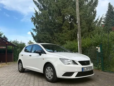 Gebraucht Seat Ibiza Reference 69 PS (50 kW) 2015 Weiß Limousine