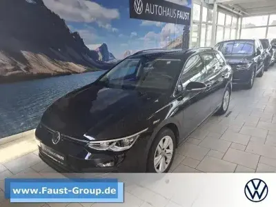 Brugt VW Golf VIII Life 131 HK (96 kW) 2023 Sort Stationcar