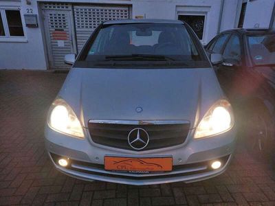 gebraucht Mercedes A150 *NAVI*8FACH*V+H PDC*CD*EFH*SHZ*2'HAND