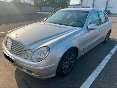Mercedes E240