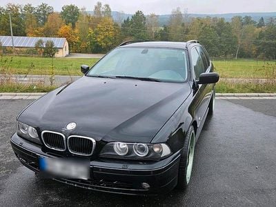 BMW 525