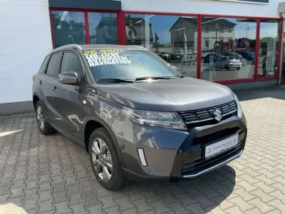 Neu Suzuki Vitara Comfort 110 PS (80 kW) 2026 Titan grau SUV