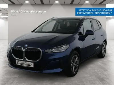 Gebraucht BMW 220 Active Tourer 156 PS (114 kW) 2024 Blau Van / Kleinbus