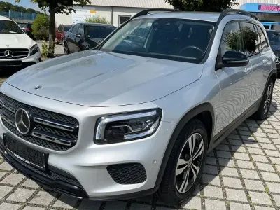 Gebraucht Mercedes GLB220 Night 190 PS (139 kW) 2021 Iridiumsilber SUV