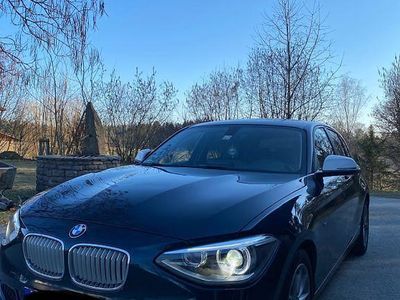 Gebraucht BMW 118 Urban Line 143 PS (105 kW) 2011 Blau Kleinwagen