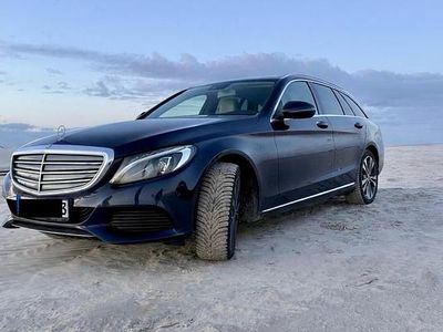 Gebraucht Mercedes C400 Exclusive 333 PS (244 kW) 2015 Blau Kombi