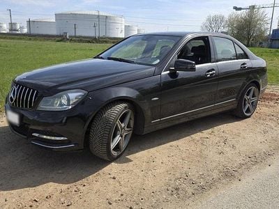 Gebraucht Mercedes C350 306 PS (225 kW) 2011 Schwarz Limousine