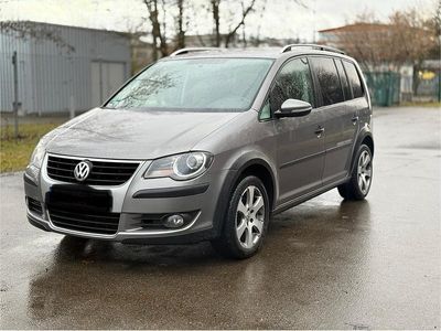 Gebraucht VW Touran 140 PS (102 kW) 2009 Braun Van / Kleinbus