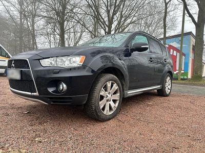 Gebraucht Mitsubishi Outlander 156 PS (114 kW) 2011 Schwarz SUV
