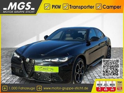 Nero vulcano Gebraucht 2023 Alfa Romeo Giulia Competizione Limousine | 38.450 € (Fairer Preis)