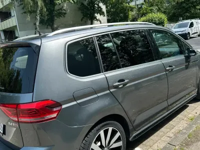 Gebraucht VW Touran R-line 190 PS (139 kW) 2017 Grau Van / Kleinbus