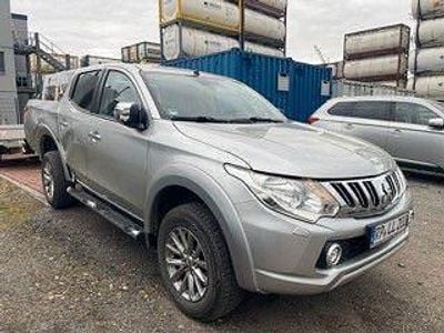 Second-hand Mitsubishi L200 Plus 181 CP (133 kW) 2016 Argintiu Pickup
