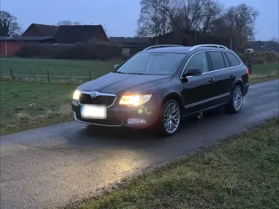 Brugt Skoda Superb Elegance 260 HK (191 kW) 2011 Sort Stationcar