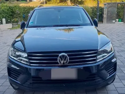 Gebraucht VW Touareg 205 PS (150 kW) 2017 Blau SUV