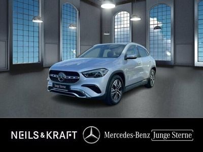 Silber Gebraucht 2023 Mercedes GLA250 Progressive SUV | 48.450 €