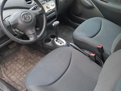 Gebraucht Toyota Yaris 2003 Kleinwagen