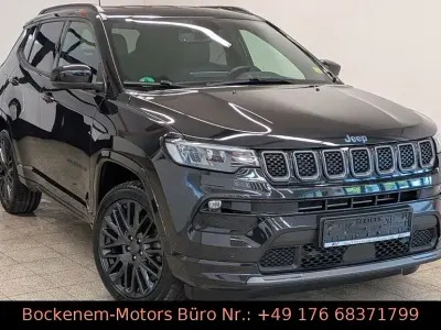 Gebraucht Jeep Compass 241 PS (177 kW) 2022 Schwarz SUV
