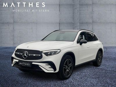 Używany Mercedes GLC220 AMG 197 KM (144 kW) 2025 Biały SUV