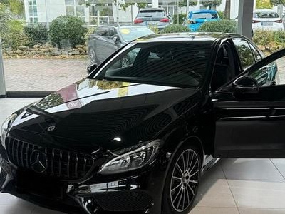 Schwarz Gebraucht 2018 Mercedes C400 AMG line Limousine | 30.990 € (Fairer Preis)