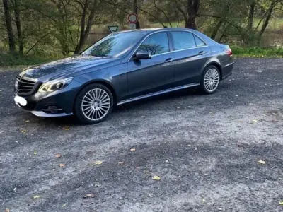 Usata Mercedes E350 258 CV (189 kW) 2014 Grigio Berlina