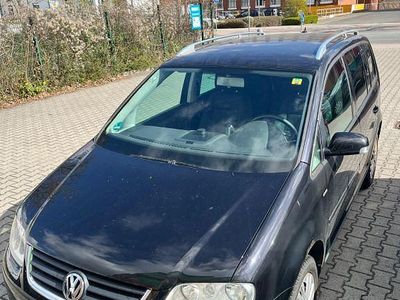 Gebraucht VW Touran 140 PS (102 kW) 2005 Schwarz Van / Kleinbus